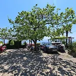 By Interhome Nyaraló *