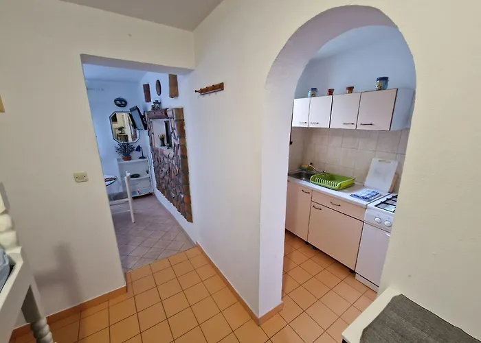 By Interhome Vakantiehuis Opatija